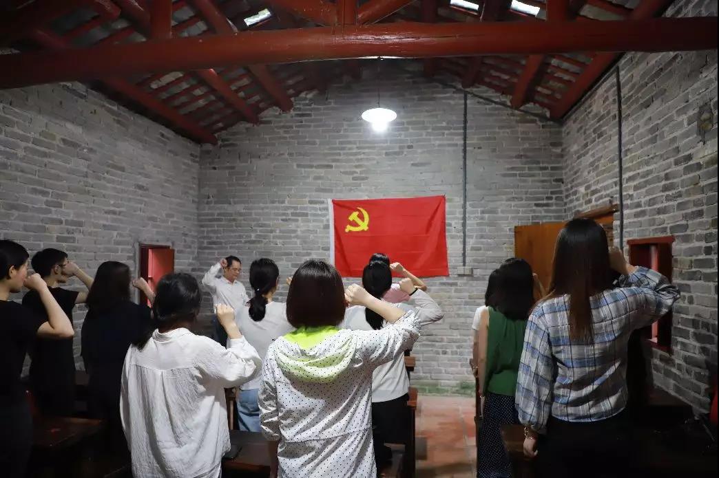 （插入图片2）