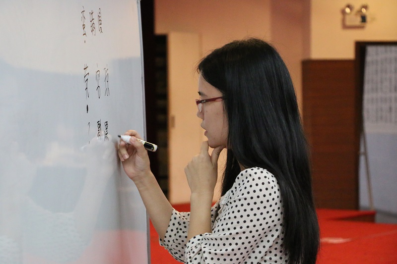邂逅汉字风韵 传承华夏文化——记2014年mksport官网入口第二届汉字听写大赛